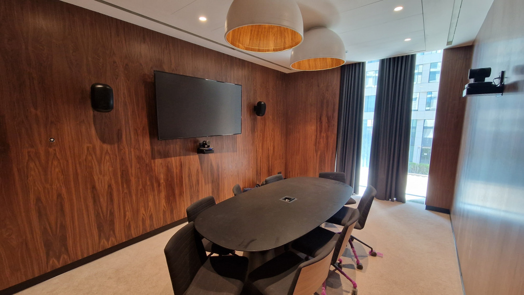 Мультимедийный комплекс для отеля Radisson Blu Leninsky Prospect Hotel, Moscow